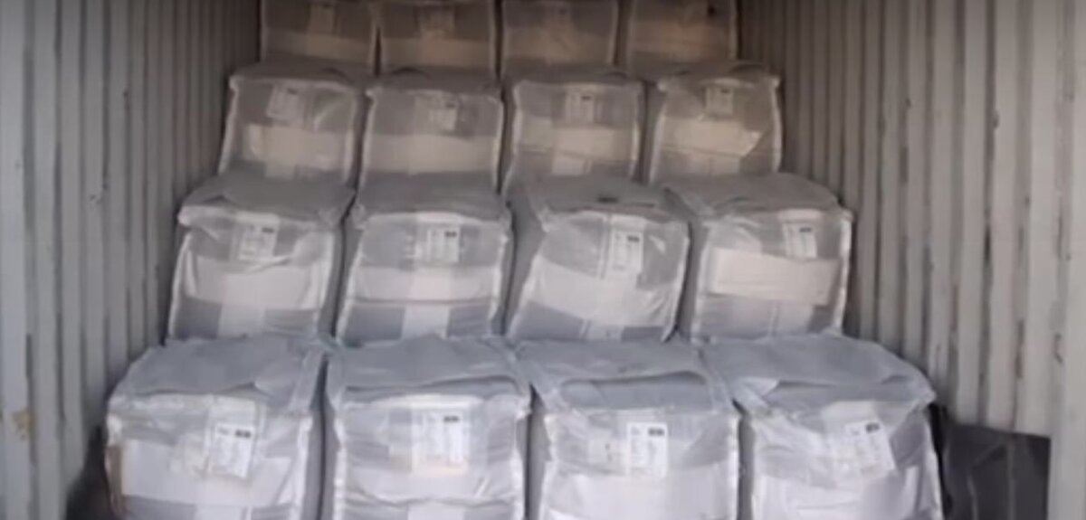 Palletised shrink-wrapped bags